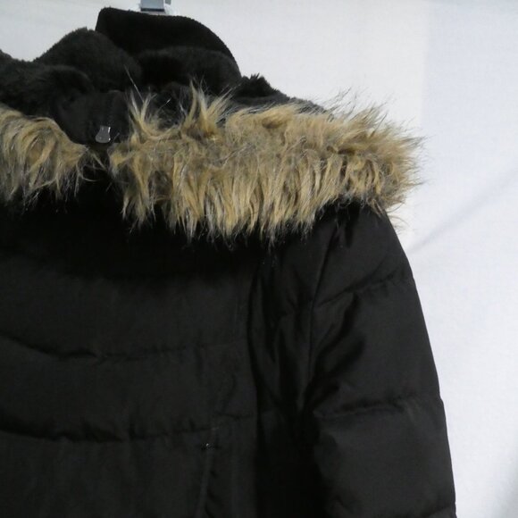 REITMANS | xl - extra large | Black Puffer Coat With Fur Trimmed Hoodie - Picture 10 of 16